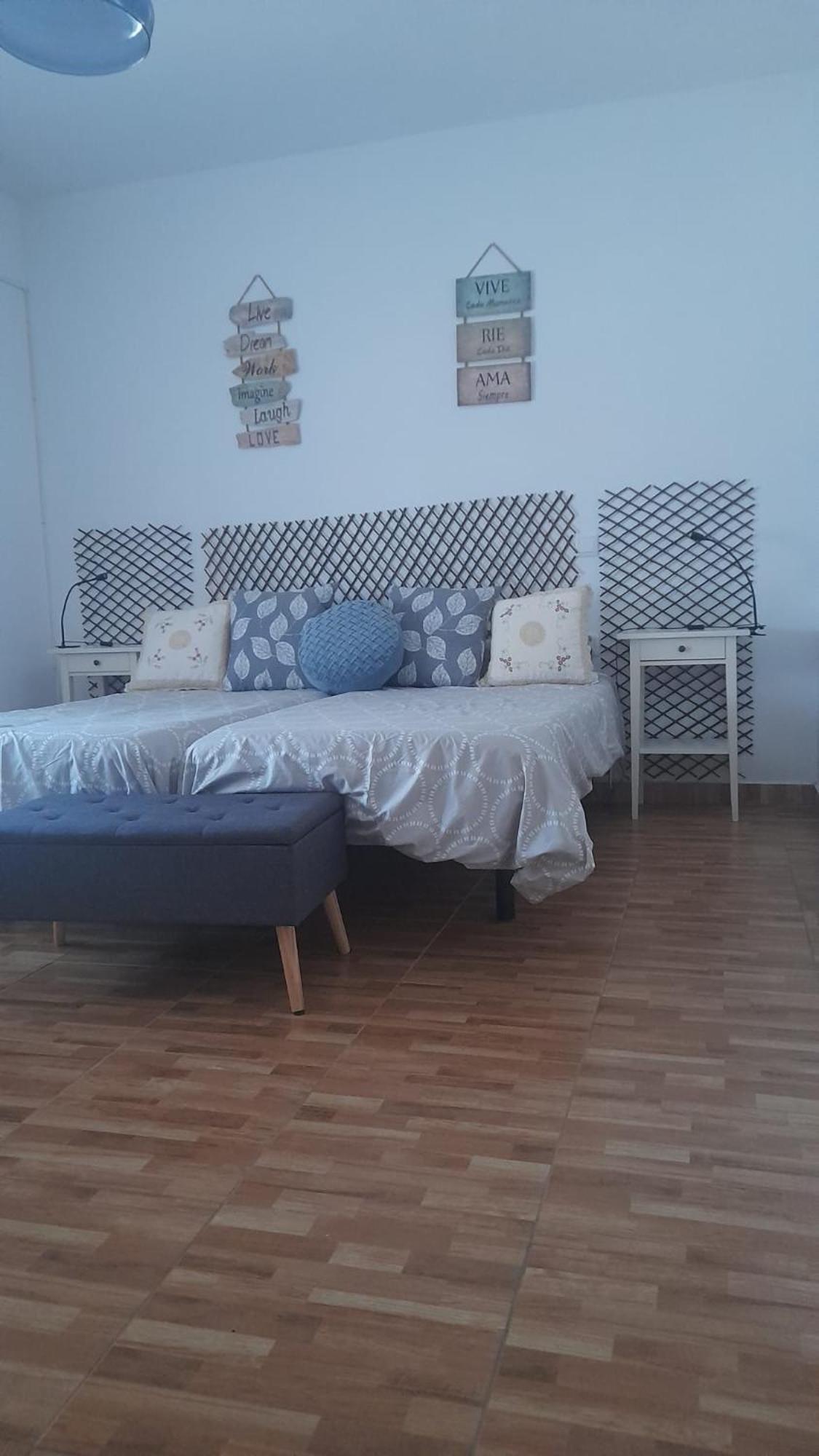 Manzaneque Sol Y Luna "Desayuno Incluido" מראה חיצוני תמונה
